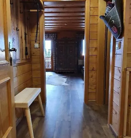 Komfortable Almhutte Direkt Im Skigebiet